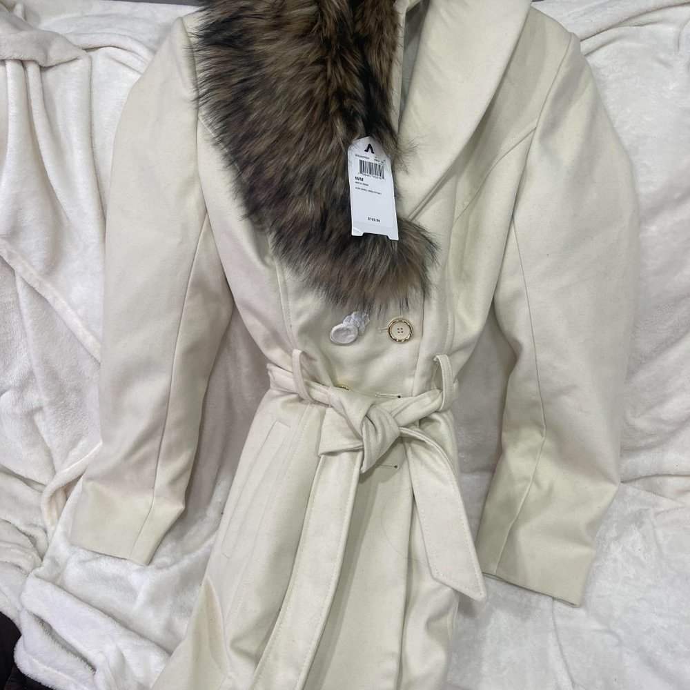 GUESS Trench Coat Belted with Faux Fur Collar